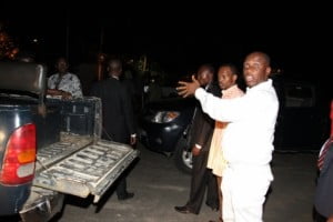 Police_block_Amaechi_in_Rivers_Govt_house1